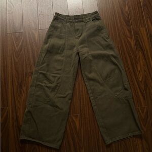 Oversized olive jeans